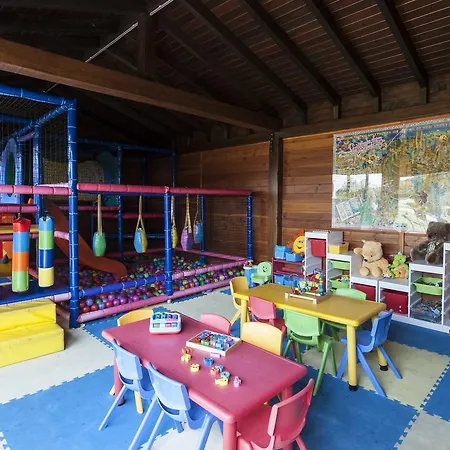 Mas Tapiolas Hotel